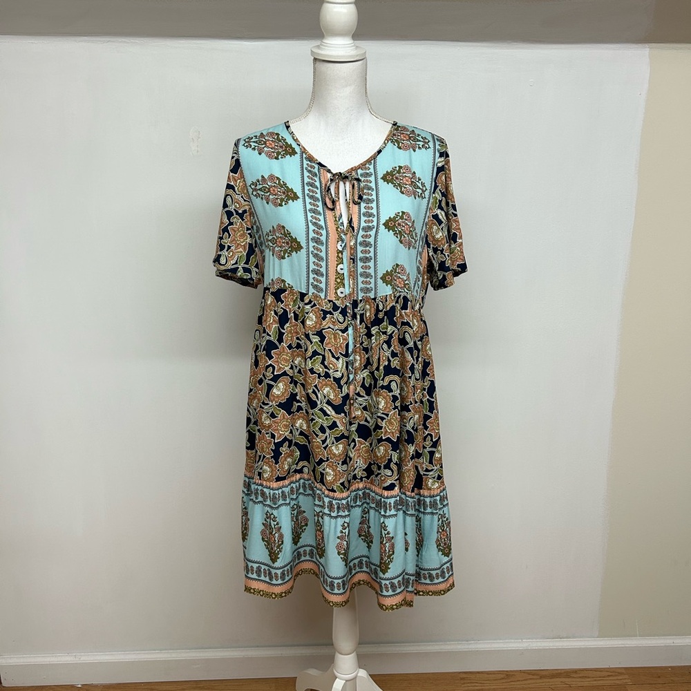 NWOT. Boho Floral Tiered Dress in Light Aqua and Navy. Medium